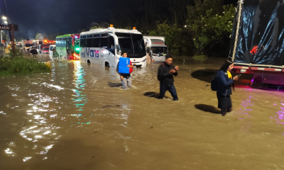 Movilidad en Bogotá colapsa por fuertes lluvias: Vías inundadas y rescates escolares